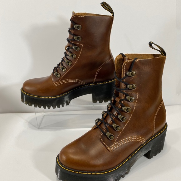 NEW- DR MARTENS LEONA ORLEANS HEEDED BOOTS - Picture 8 of 10